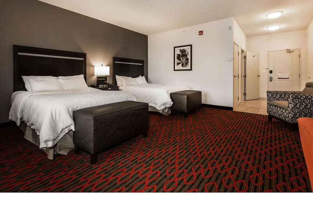 Hampton Inn & Suites By Hilton Lethbridge-1